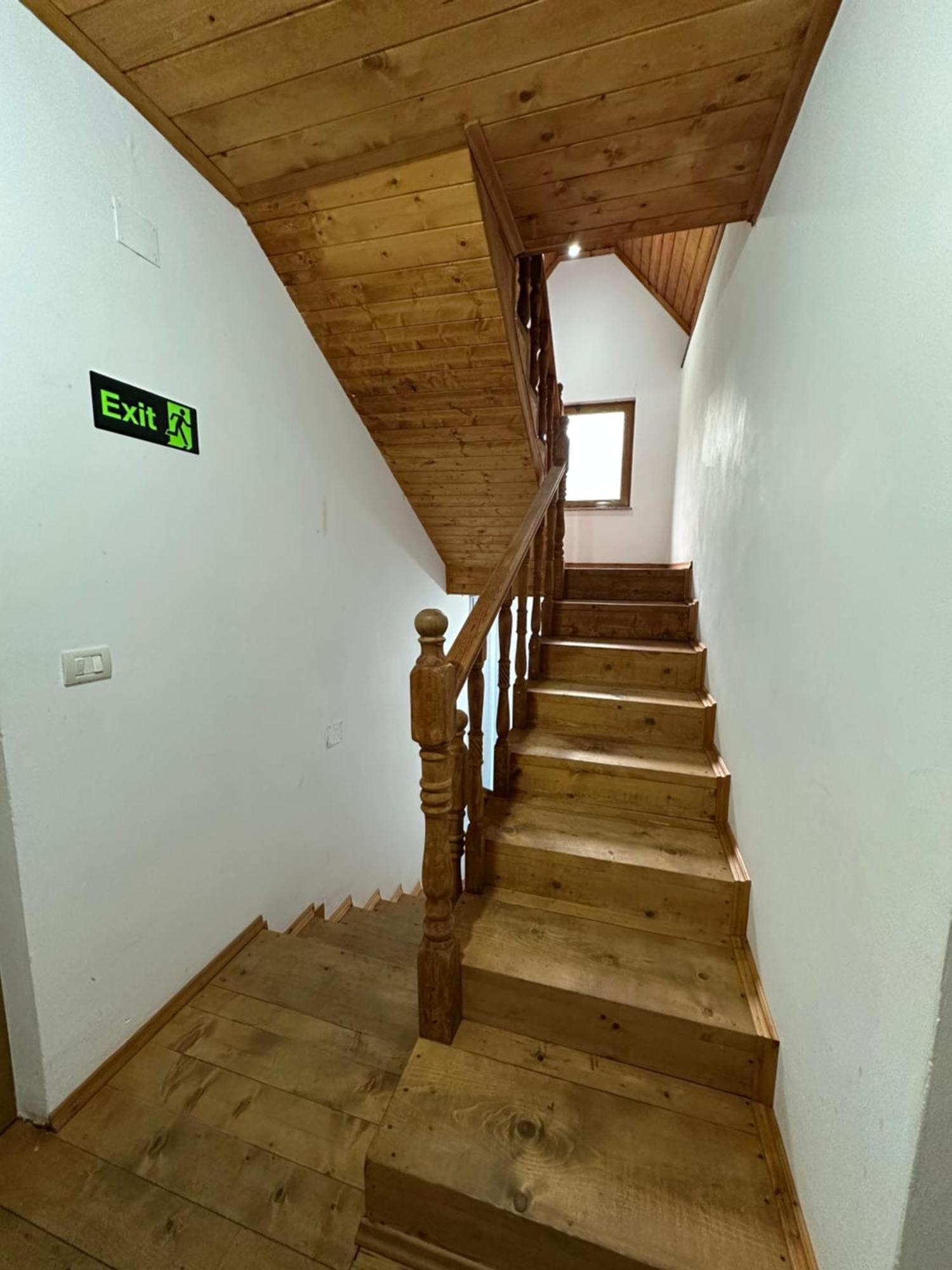 Maison d'hôtes Bujtina Crystal Theth