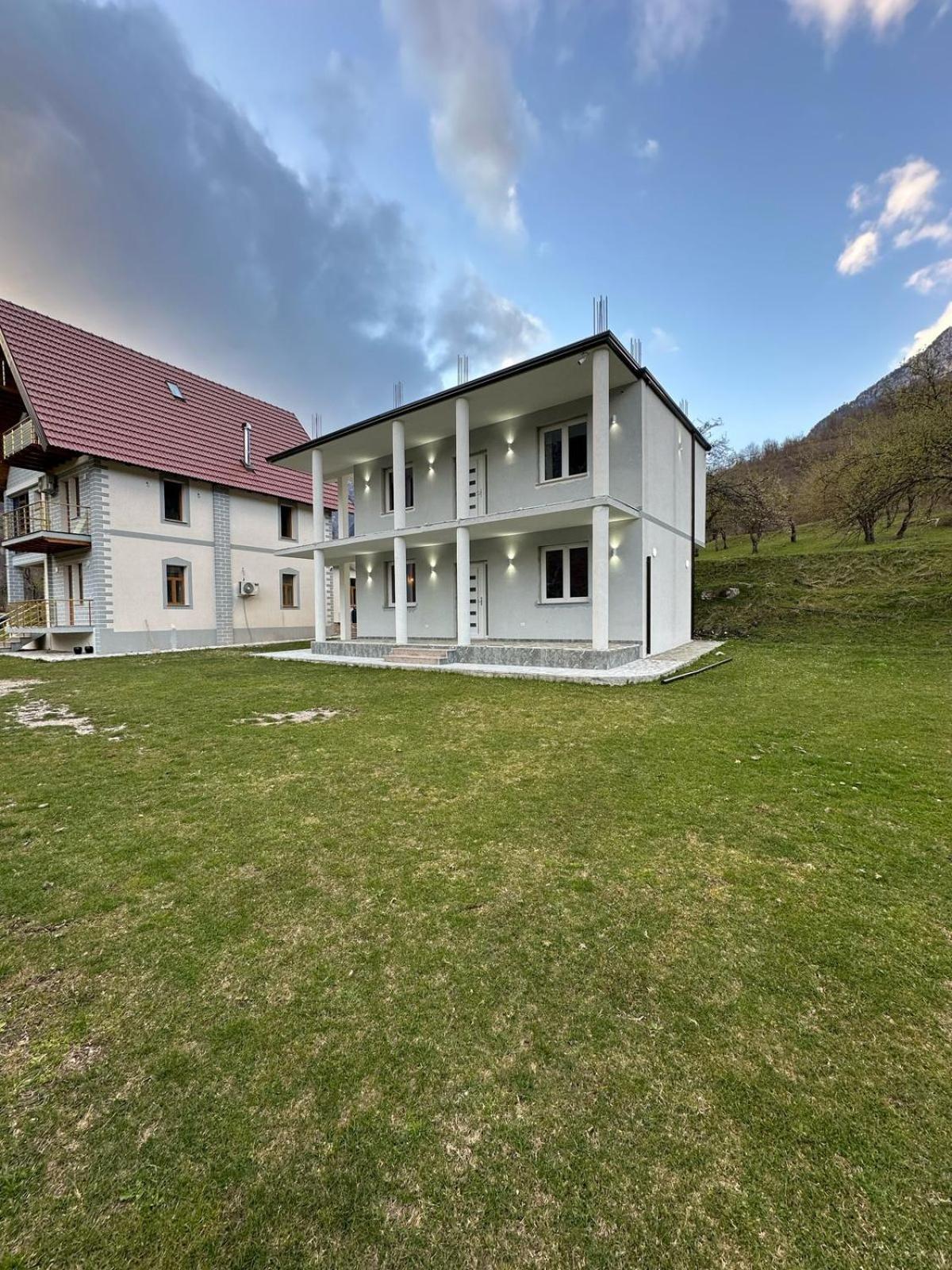 Maison d'hôtes Bujtina Crystal